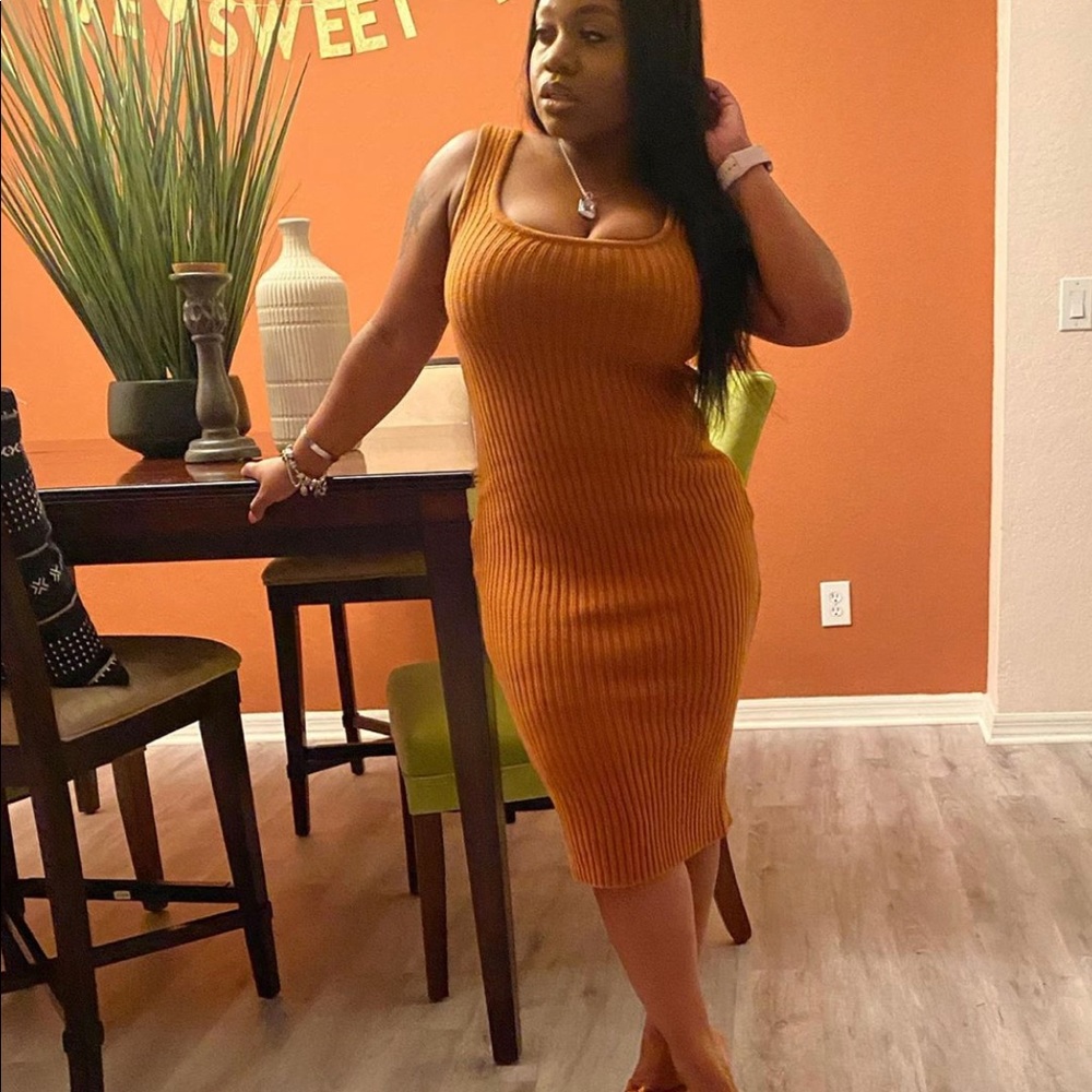 Sweater Dress Set - Picture 6 of 7